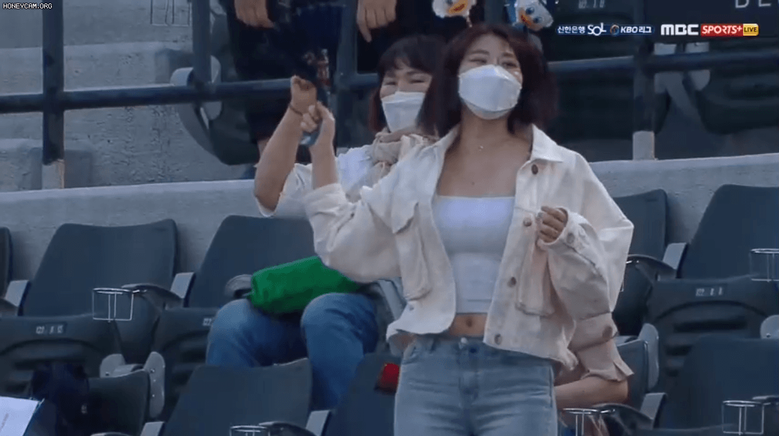 [유머] 롯데 vs NC (2021.05.29 더블헤더 2차전 4회말) -  와이드섬