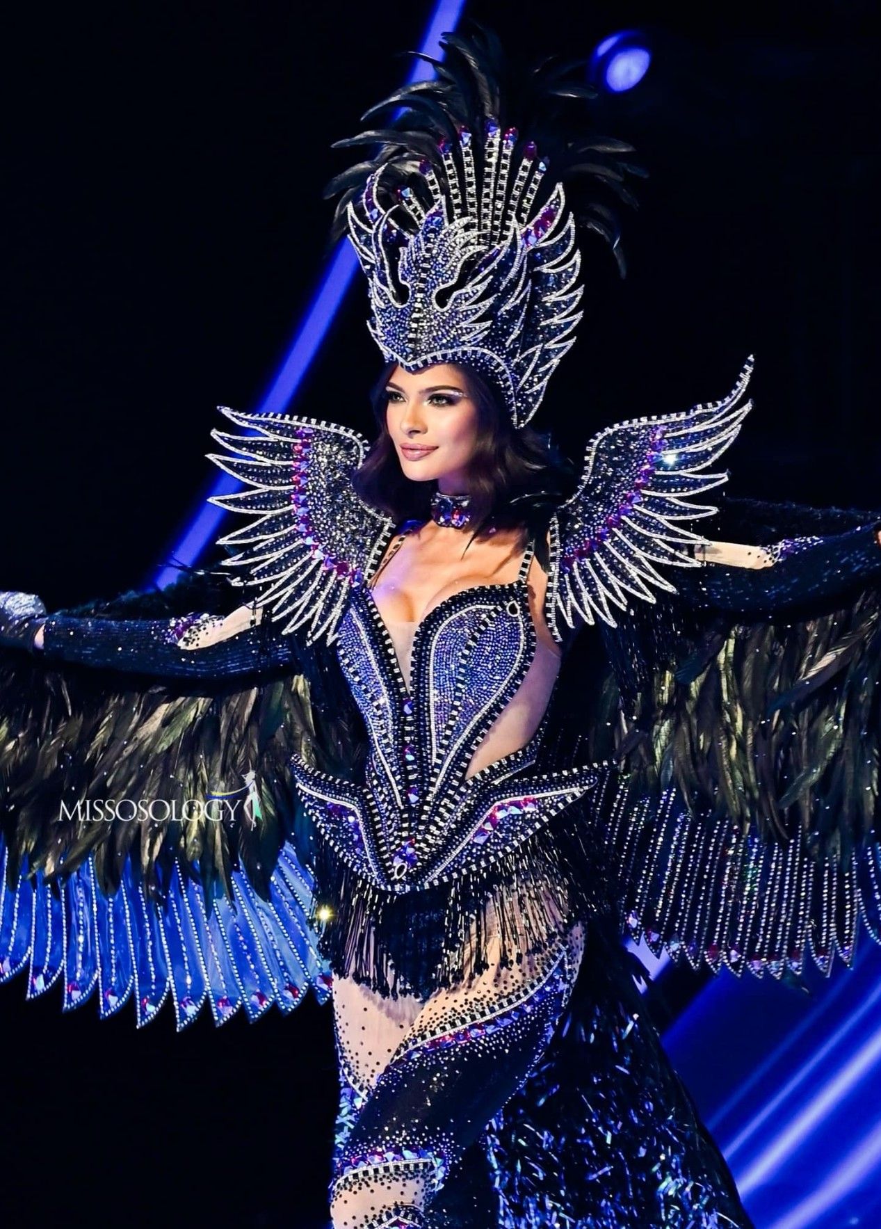 [유머] 올해 미스 유니버스 1위 누님 근황 -  와이드섬