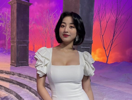 [유머] 지효 단발 스타일링 -  와이드섬