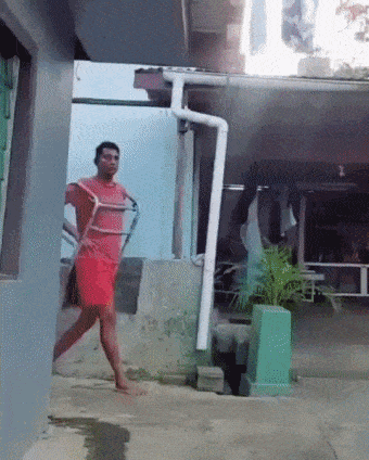 [유머] 요즘 패션쇼 특징 -  와이드섬