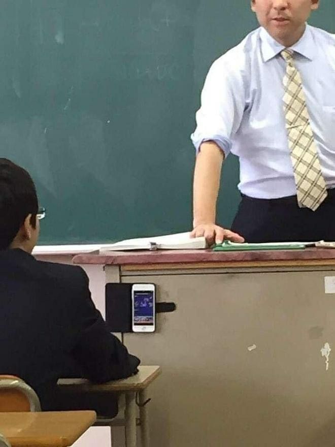 [유머] 선생님을 능멸하다. -  와이드섬