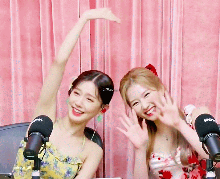 [연예] [움짤]         [겨드랑이] 메호대전 ㄷㄷ -  와이드섬