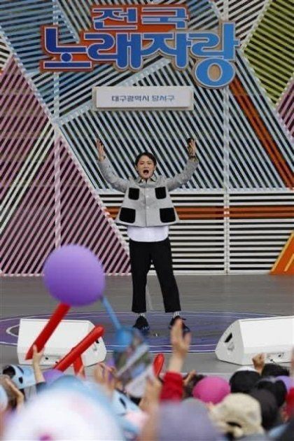 [유머] 전국노래자랑 MC 출연료 -  와이드섬