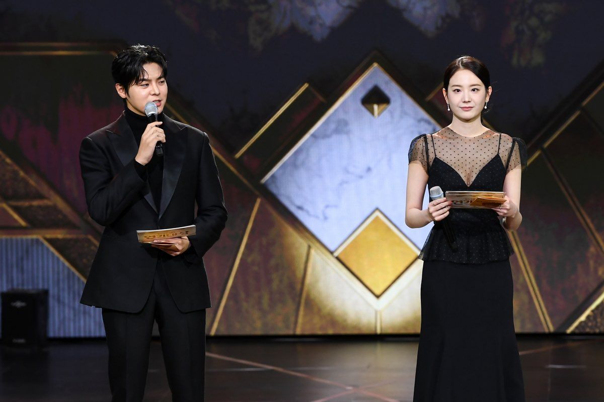 [연예] 장규리 시상비하인드 -  와이드섬