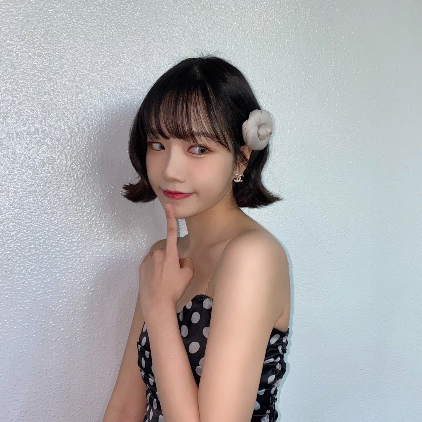 [연예] 조유리 인기가요 -  와이드섬