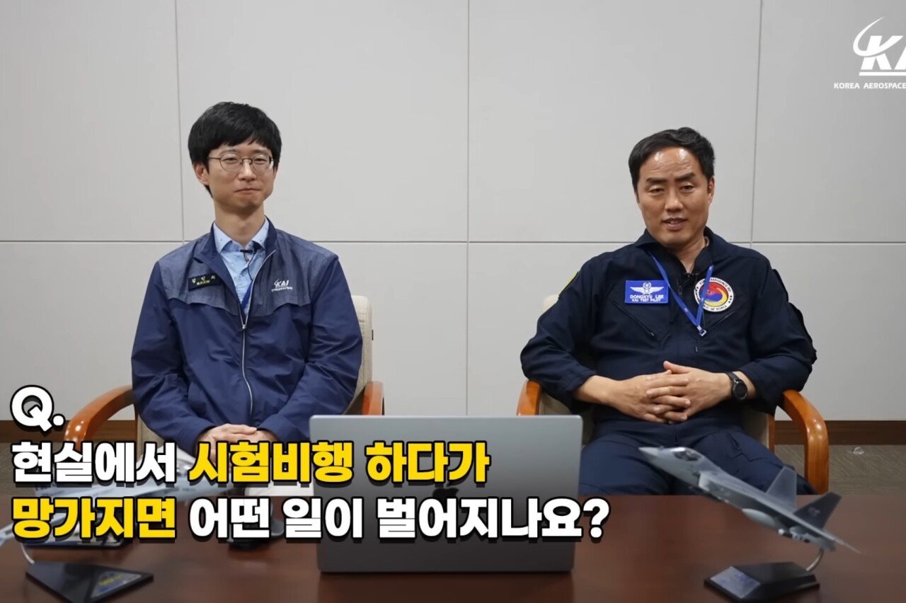 [유머] 실제 조종사가 탑건에서 허구적이라고 생각한 부분 -  와이드섬