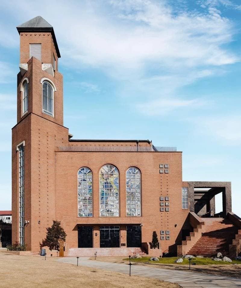 [유머] 대형카페 생기더니 난리 난 마을 -  와이드섬