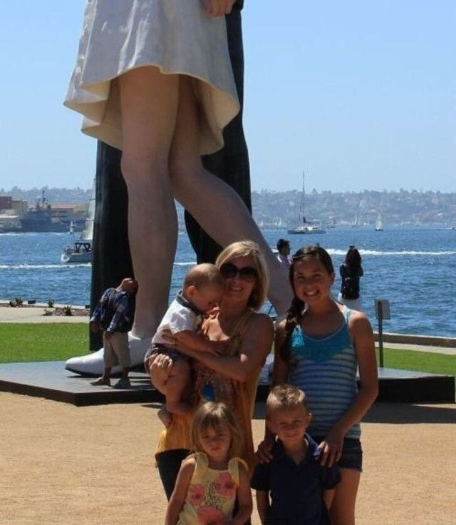 [유머] 뭐 보니? -  와이드섬