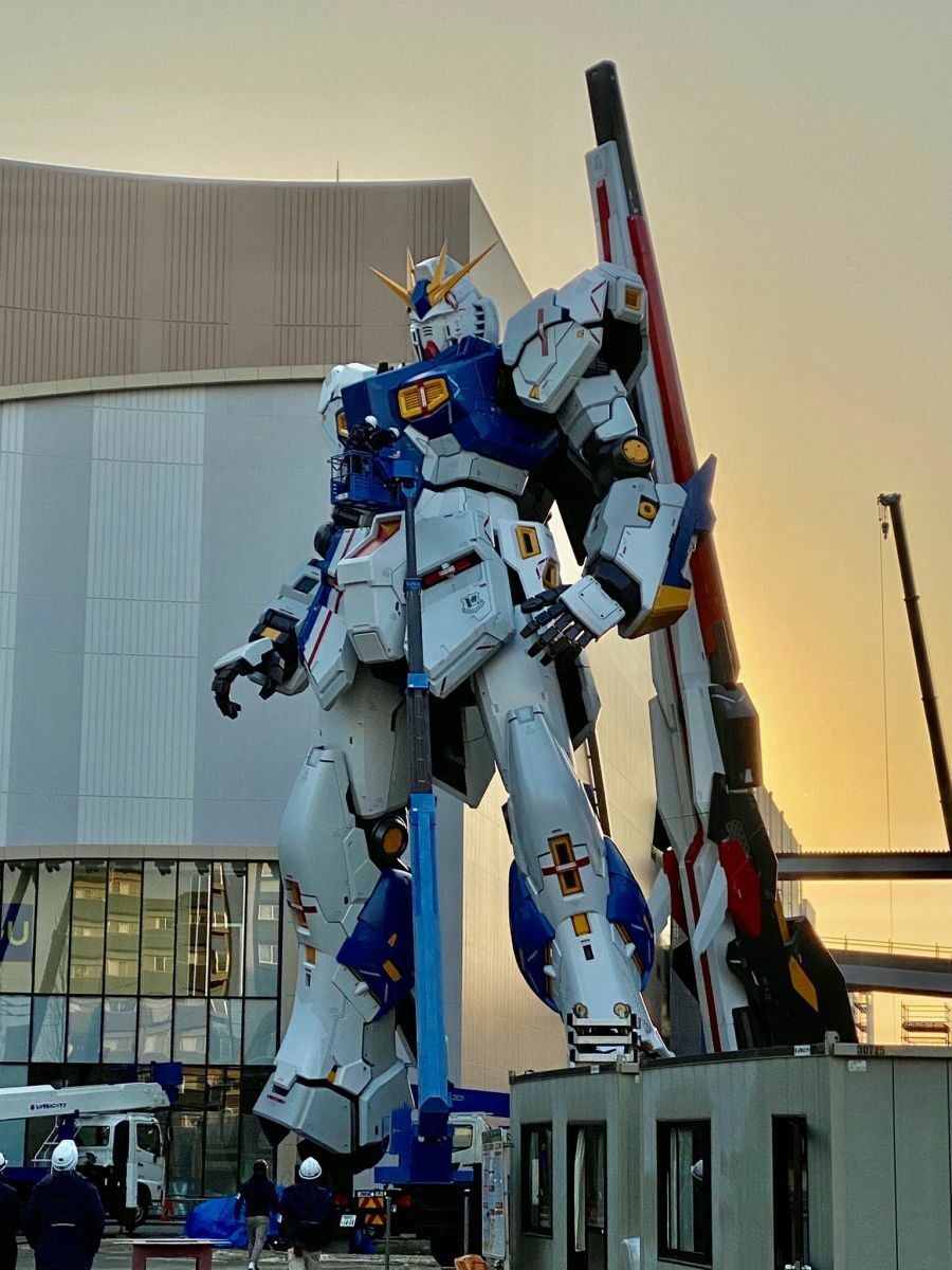 [유머] 후쿠오카에 세워지는 건담 -  와이드섬