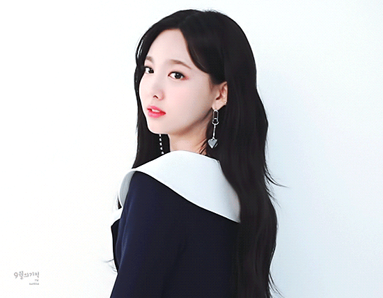 [연예] 청순 나연 -  와이드섬