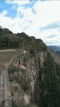 [유머] 극한의 번지 점프. -  와이드섬