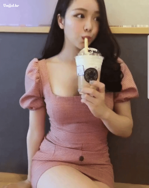 [유머] [후방]
		          ㅇㅎ) 호불호 갈리는 소개팅녀 의상 -  와이드섬