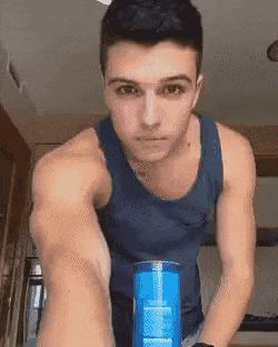 [유머] 여친이나 여사친한테 써먹으면 좋은 장난 -  와이드섬